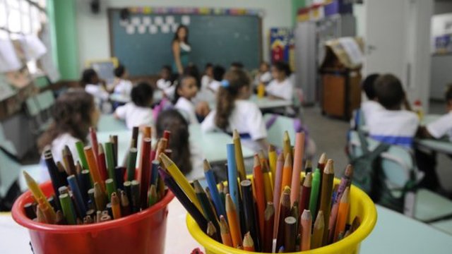 Escola Alemao Size 598