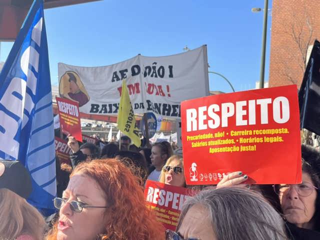 Setubal Greve2fev 29