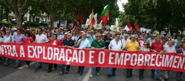 Images (32)