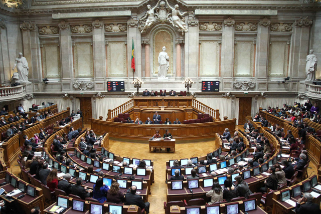 Assembleia Da Republica (1)