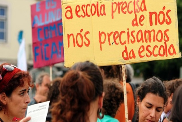 110112 Professores Desempregados
