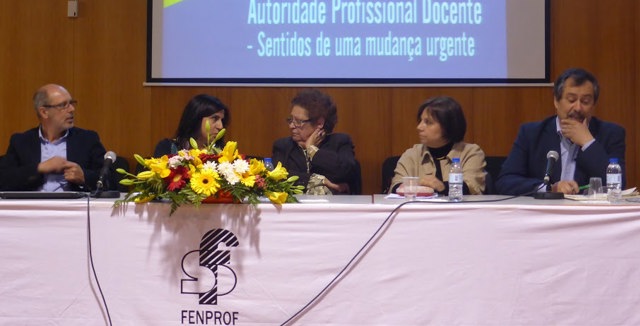 20150418Hb Autoridade Profissional Docente 1