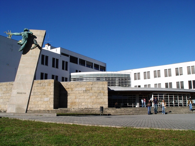 Universidade Do Minho